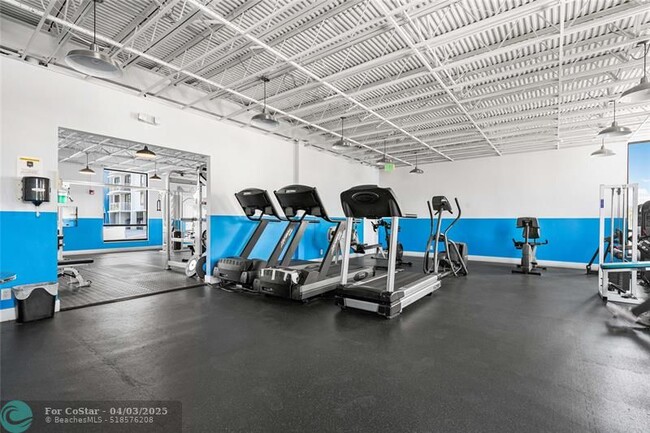 Building Photo - 1500 S Ocean Dr