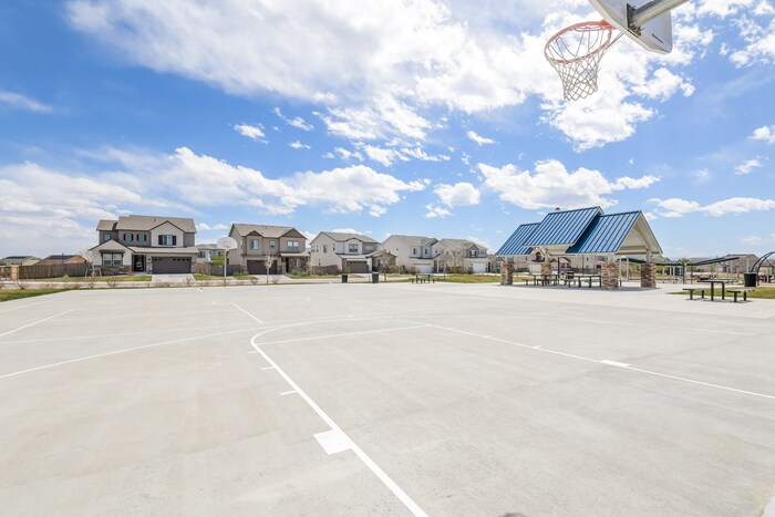 Building Photo - 13476 Oneida Ln
