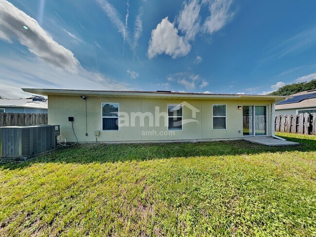 Building Photo - 76191 Long Pond Loop