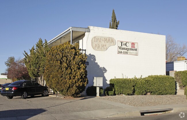 Building Photo - 1800 Carlisle Blvd NE