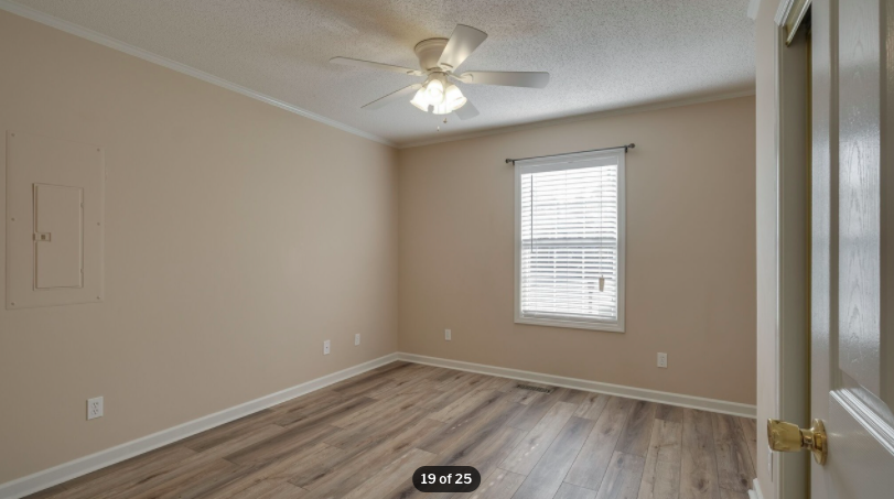 Building Photo - 305 Brittany Park Pl