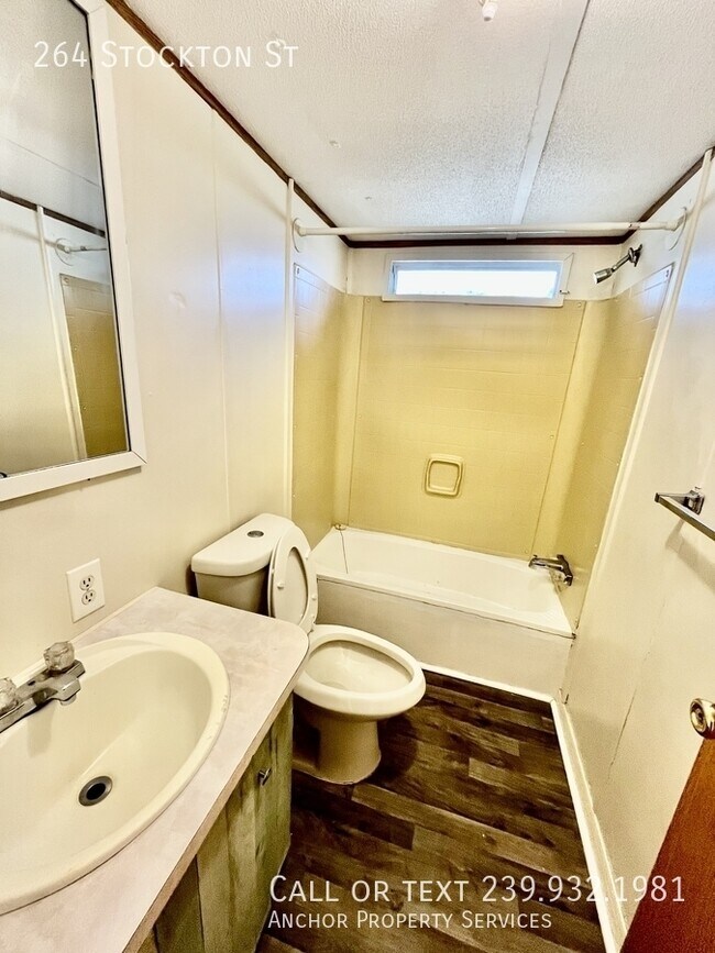 Building Photo - 264 Stockton St