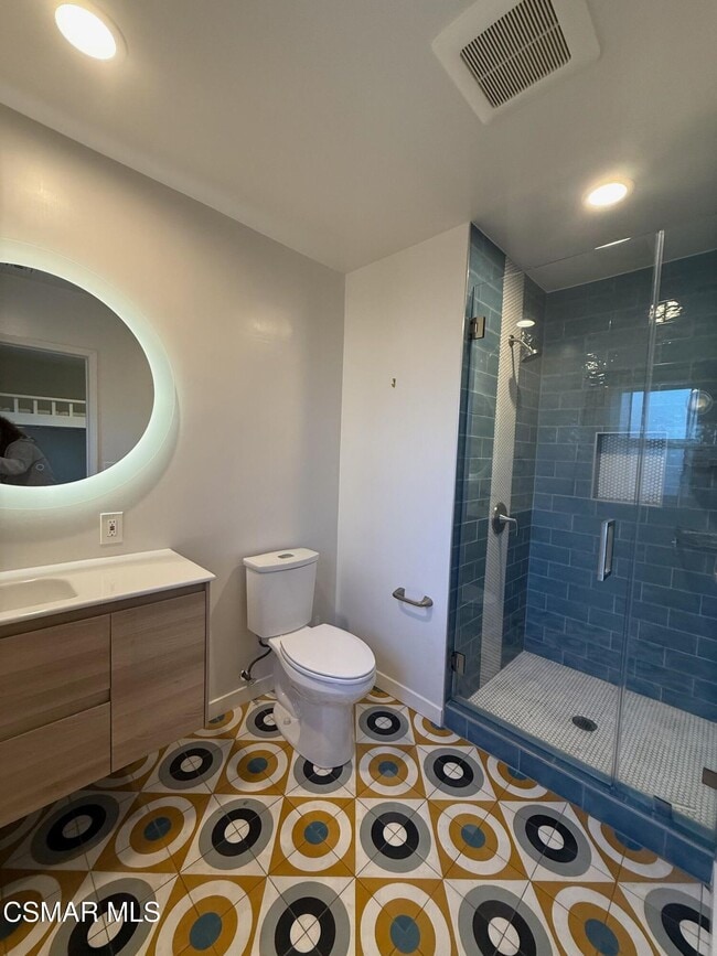 Building Photo - 23400 Collins St