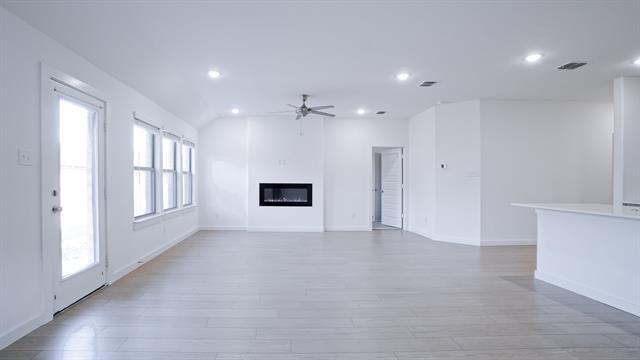 Building Photo - 465 Chase Creek Dr