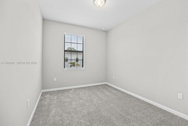 Building Photo - 2880 SE Federal Hwy