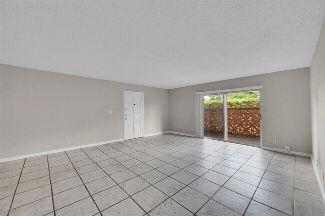 Building Photo - 11607 NW 29th St