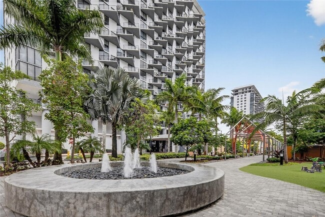 Building Photo - 5252 NW 85th Ave