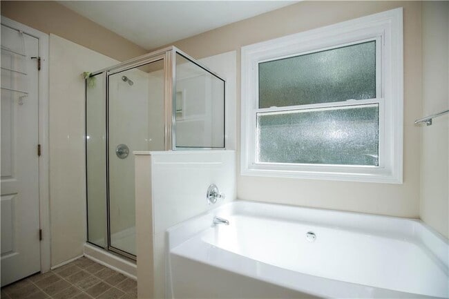 Building Photo - 1005 Landover Crossing