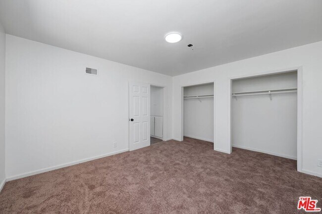 Building Photo - 5417 W Slauson Ave