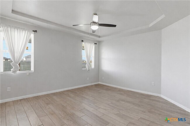 Building Photo - 3809 Donald Dr