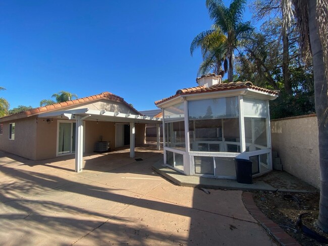 Building Photo - Beautiful 3BR/2Bath home in San Marcos San...