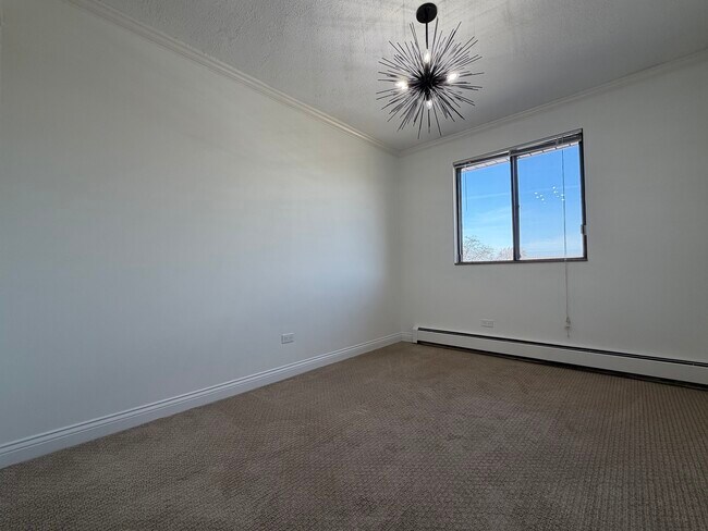 Building Photo - 5 Echo Ct