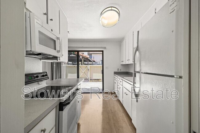 Building Photo - 1714 Parkside Dr