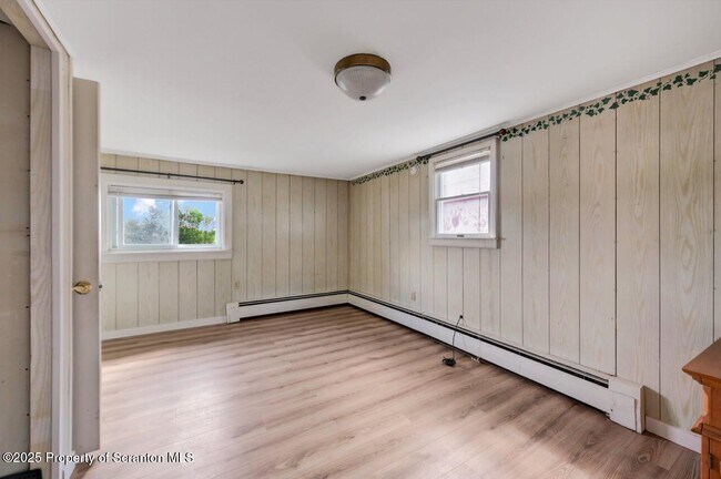 Building Photo - 970 PA-307