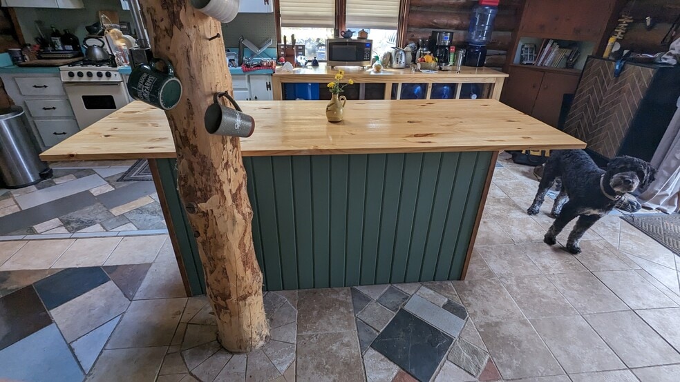 Building Photo - 8970 E Gull Lake Dr