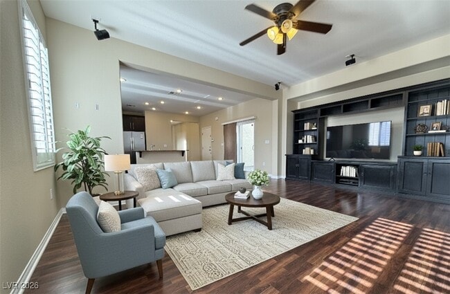 Building Photo - 9172 Domina Royal St