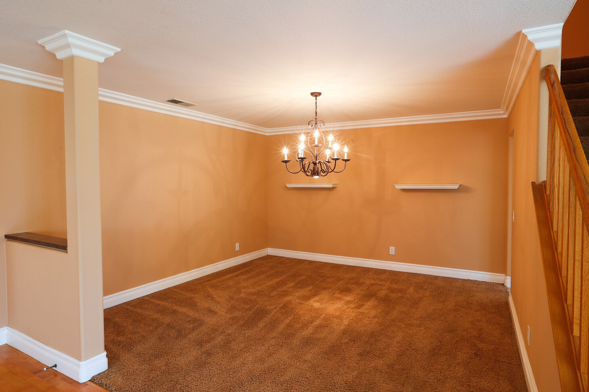 Building Photo - 2582 Hudson Ave