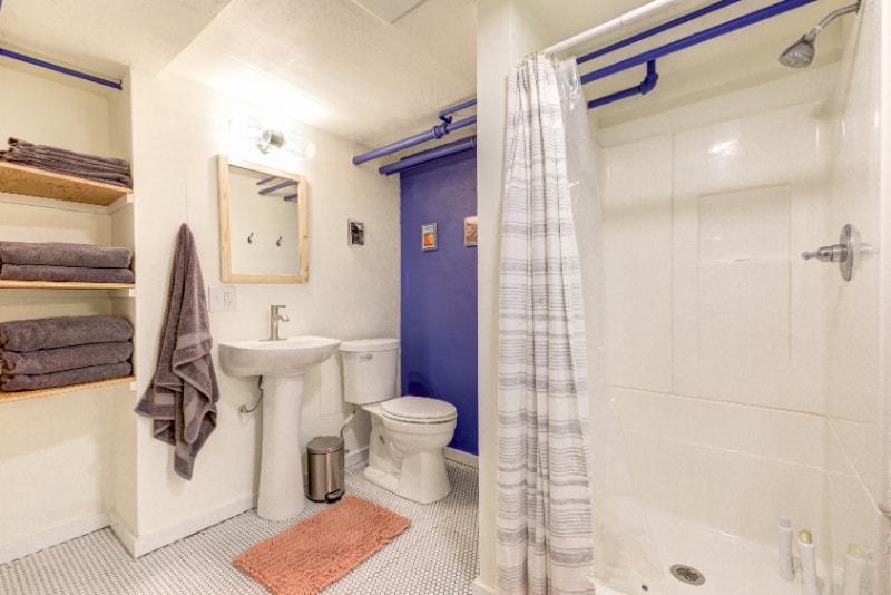 Building Photo - 102 McLeod Ave