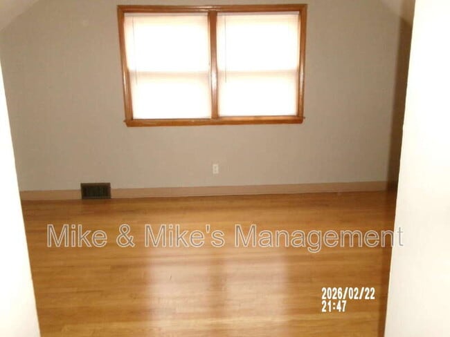 Building Photo - 4479A N 44th St