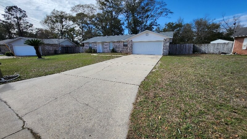 Building Photo - 915 Vonna Jo Cir