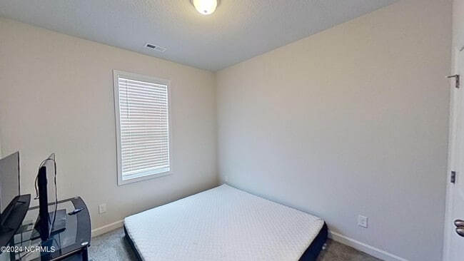 Building Photo - 266 Currituck Dr