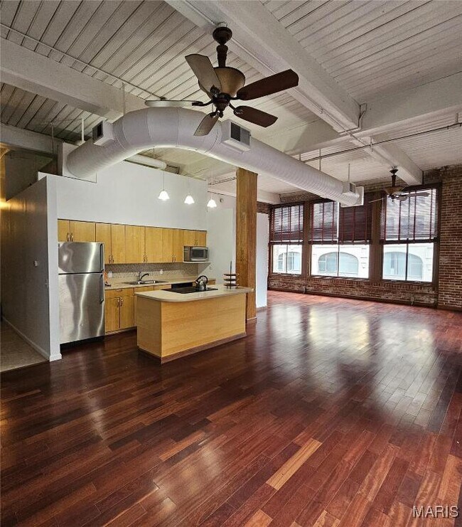 Building Photo - 507 N 13th St