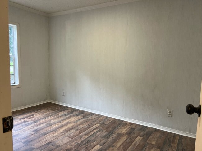 Building Photo - 403 Seahorse Ln
