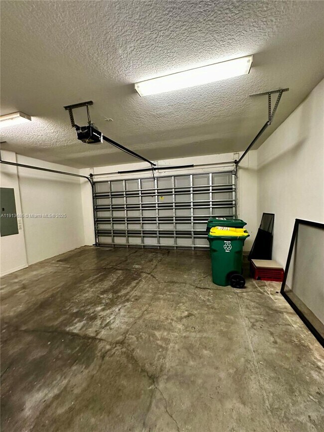 Building Photo - 5265 Beckton Rd