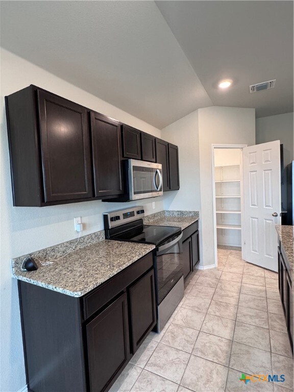 Building Photo - 1104 Prairie Clover Rd