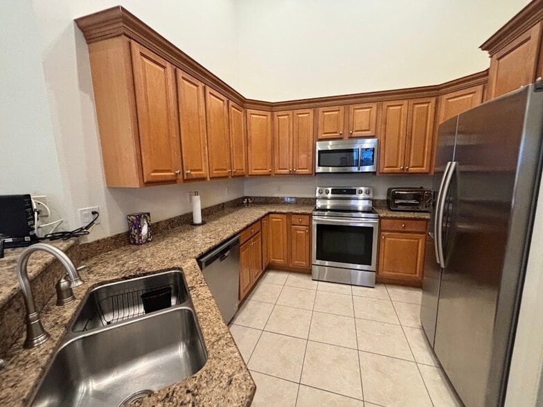 Building Photo - 8155 Carnoustie Pl