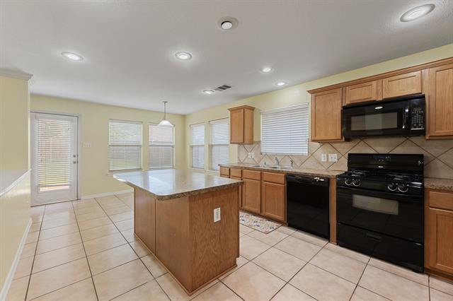 Building Photo - 10528 Cochron Dr