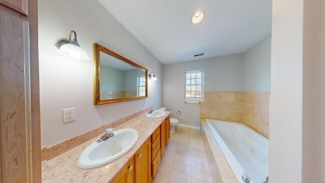 Building Photo - 128 N Taylor Ave