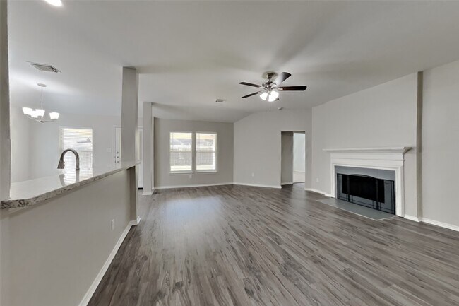 Building Photo - 3707 Cane Lake Dr