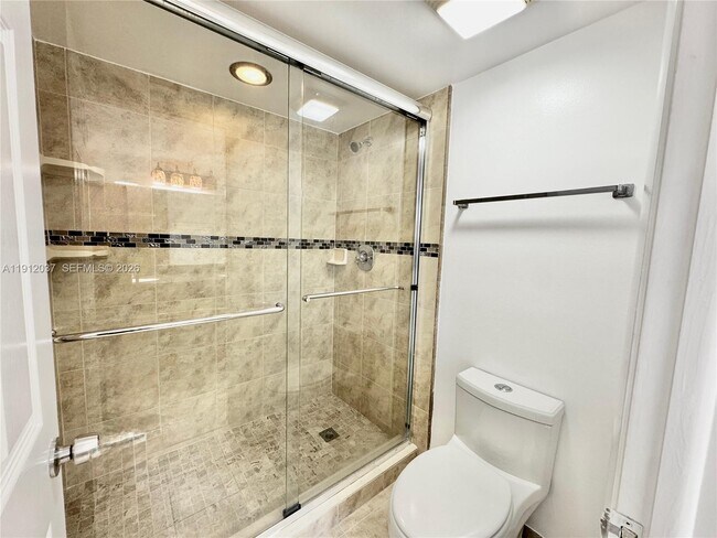 Building Photo - 8632 NW 34th Pl