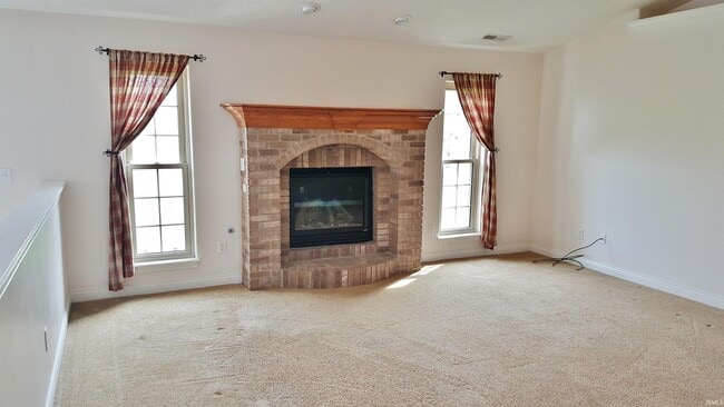 Building Photo - 1409 Shining Armor Ln