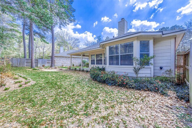 Building Photo - 134 E Foxbriar Forest Cir