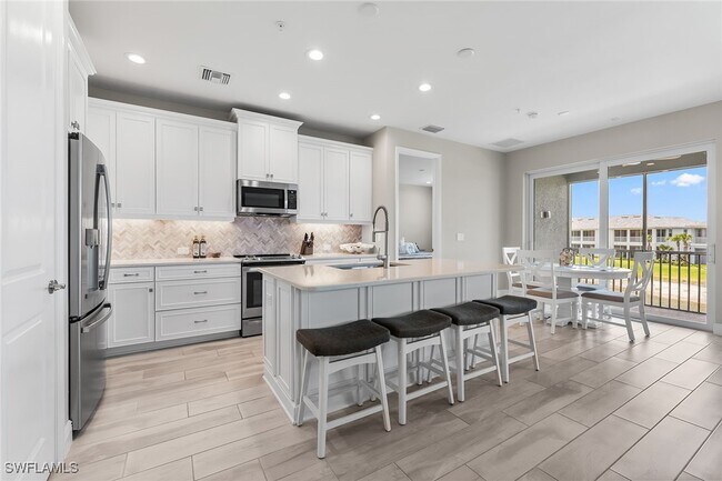 Building Photo - 2609 Seychelles Cir