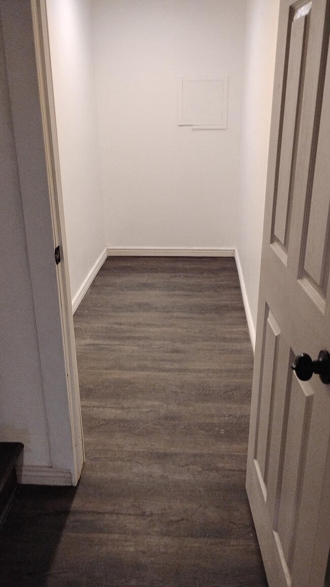 Building Photo - 1878 N Patchwork Ave