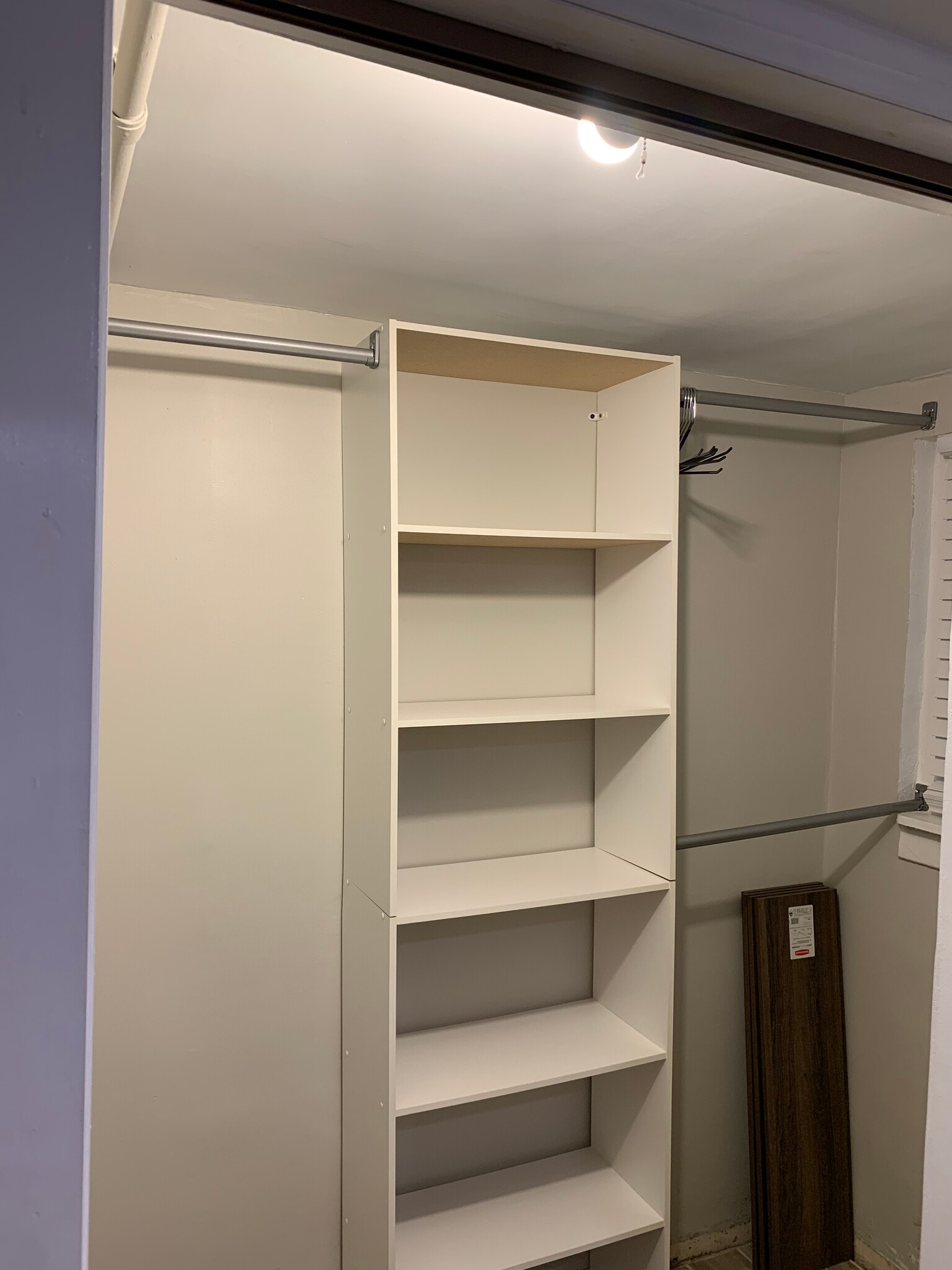 Building Photo - 2122 Kenilworth Ave