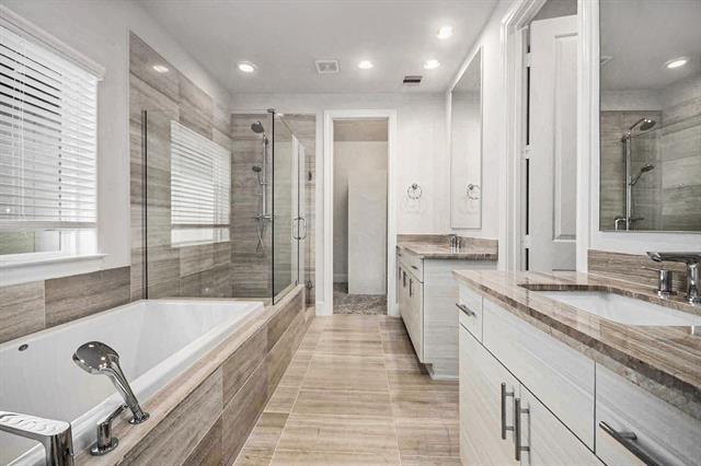 Building Photo - 9663 Kings Cross Station