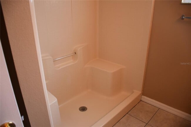 Building Photo - 322 Baccarat Ct
