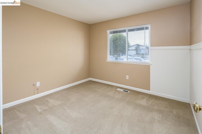 Building Photo - 304 Cabrillo Pl