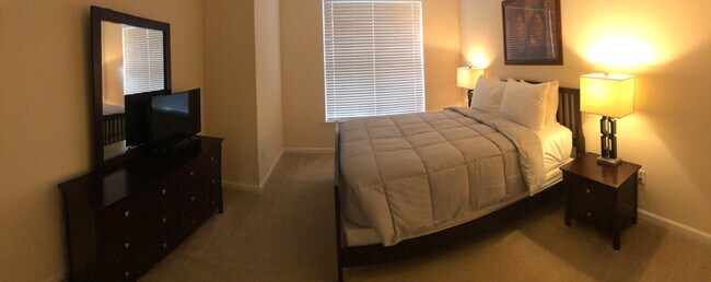 Building Photo - 920 Belle Point Dr