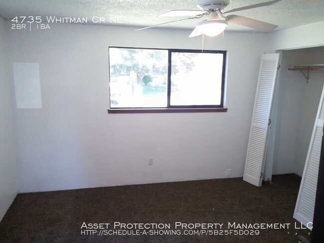 Building Photo - Adorable Duplex with Private Yard and Garage