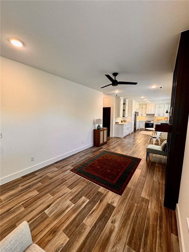 Building Photo - 8881 Williams Rd