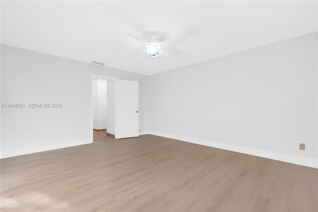 Building Photo - 10514 SW 127th Ct