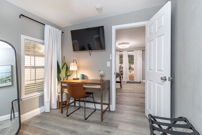 Building Photo - 9605 129th Ave