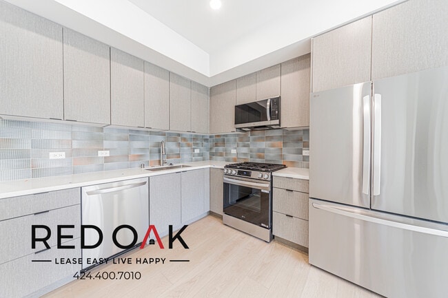 Building Photo - 5320 Cartwright Ave