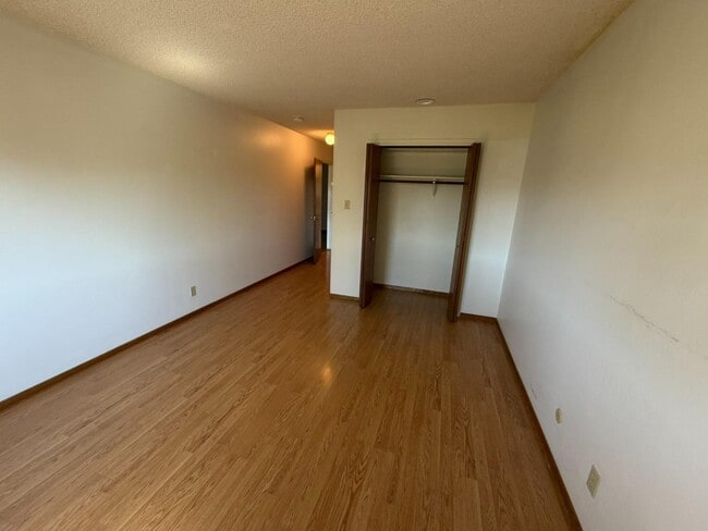 Building Photo - 1355 Palos Verdes Dr