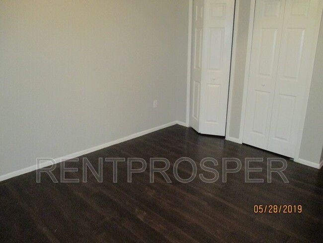 Building Photo - 3858 Bay Club Cir